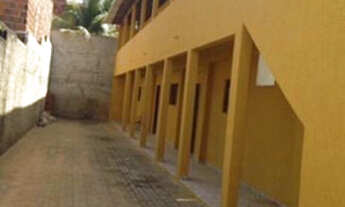 Imagem 2: Alugo Kitnet em Nova Parnamirim 2/4 R$ 350,00 incluso água e garagem