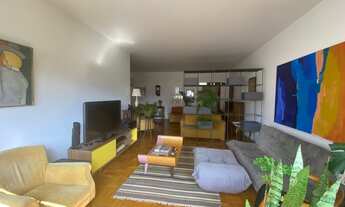 Imagem 3: PINHEIROS AO LADO DO METRÔ