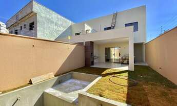 Imagem 4: Casa nova com piscina a venda