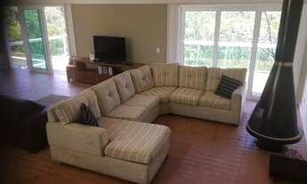 Imagem 5: Casa de condomínio sobrado para venda possui 210 metros quadrados com 5 quartos