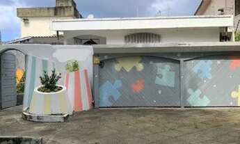 Imagem 3: Casa em Candeias com 250m2 e 3 suítes