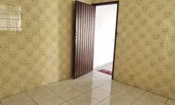 Imagem 6: Encantadora Casa de 3 Quartos no Rio Pequeno: Seu Refúgio Perfeito!