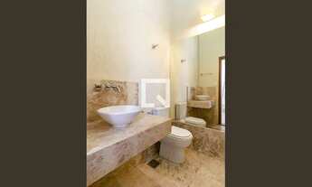 Imagem 7: Casa à Venda - Bandeirantes, 3 Quartos, 1000 m2