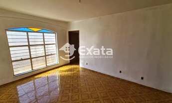 Imagem 2: Casa padrão locação Vila Fiori