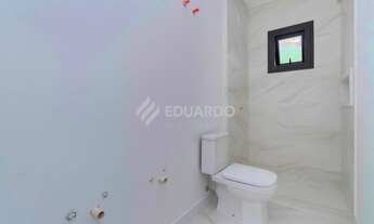 Imagem 7: Sobrado novo com 03 suítes e área de lazer com piscina em Morrinhos, Bombinhas - SC