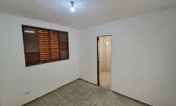 Imagem 7: Casa Bairro Silvia Regina. 1 suíte com armário mais 1 quartos, e etc com varanda, quintal