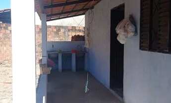 Imagem 6: Aluga se uma casa na 407 norte