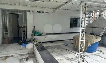 Imagem 2: Casa comercial Casa com 1 dormitório