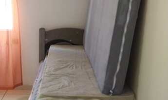 Imagem 4: Apto tipo Kitnet/conjugado dormitório e sala, cozinha independente, area de serviços, na G