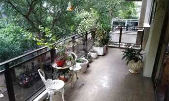 Imagem 2: Apartamento para venda tem 133 metros quadrados com 4 quartos em Tijuca - Rio de Janeiro