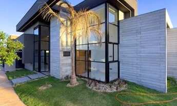 Imagem: Casa de Condomínio com 3 dorms, Village