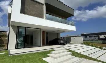 Imagem 3: Casa de Luxo com Vista Privilegiada e 5 suítes em Condomínio