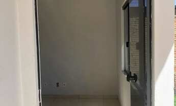 Imagem 5: Casa bem centralizada no Aureny 3 - Quadra 55 / Avenida H