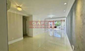 Imagem 2: Espetacular apartamento reformado com varanda 119m2 com 3 vagas de garagem!