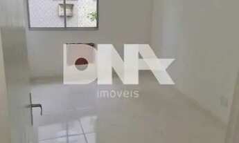 Imagem 3: APARTAMENTO RECÉM REFORMADO COM VAGA E SUÍTE