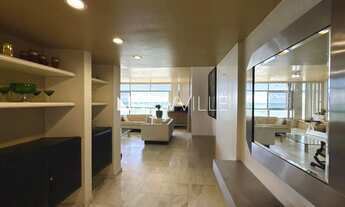 Imagem: Apartamento frente mar à venda na Av. Boa