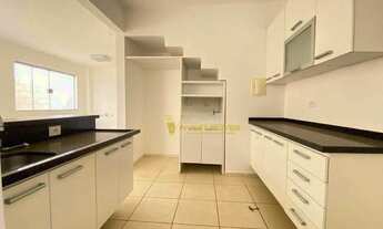 Imagem 2: Casa em condomínio fechado