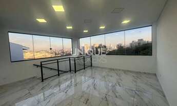 Imagem: Sobrado com 3 suítes para locação no