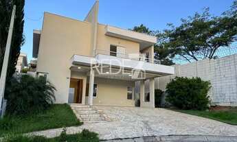 Imagem 2: Imóvel no Swiss Park: casa com 4 suítes, 6 banheiros e 400m² - Campinas-SP