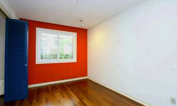 Imagem 6: Casa no Bairro Petrópolis em Porto Alegre - Rua calma junto Av. Protásio Alves