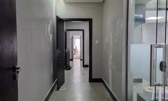 Imagem 4: Imóvel Comercial Amplo para Locação em Nazaré com 8 Salas, 8 Vagas e Infraestrutura para E