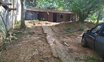 Imagem 7: Vendo Terreno com casas construídas