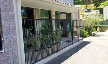 Imagem: Apartamento térreo reformado em Condomínio