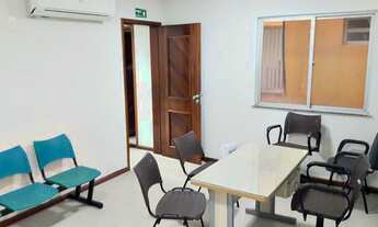 Imagem 3: Salas Comerciais (consultórios médicos no Manalú) Mauriti