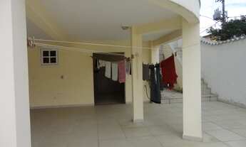 Imagem 2: Casa de condomínio para venda possui 385 metros quadrados com 4 quartos