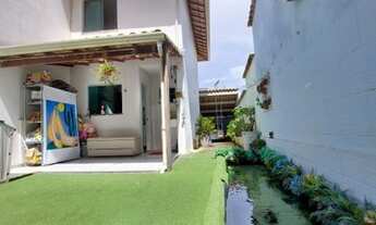 Imagem: BELO HORIZONTE - Casa Padrão - ceu azul