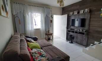 Imagem 4: Amplo Sobrado em Camboriú com 03 dormitórios