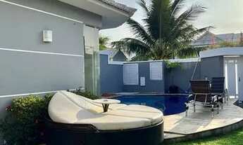 Imagem 9: Casa de condomínio para aluguel possui 350 metros quadrados com 4 quartos