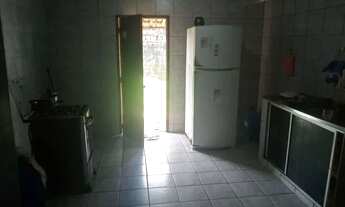 Imagem 6: VENDO Casa com 4 dormitórios