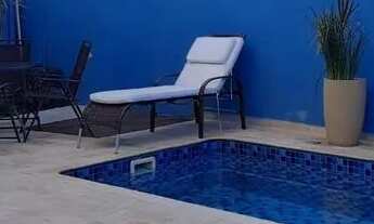 Imagem 3: Sobrado de alto padrão em condomínio