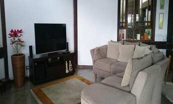 Imagem 5: Sobrado em condomínio, acesso pelo KM 26,5 da Rodovia Raposo Tavares. Condomínio com clube