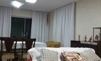 Imagem 2: EXCELENTE CASA - 05 QUARTOS 02 SUITES