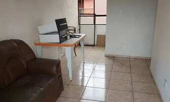 Imagem 2: Por R$ 210 mil, apartamento 02 dormitorios