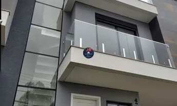 Imagem: Sobrado à venda no bairro Uberaba - Curitiba/PR