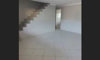 Imagem 3: Alugo excelente casa duplex três quartos em SG