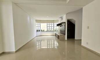 Imagem 1: Casa de condomínio sobrado para aluguel possui 160 metros quadrados com 3 quartos