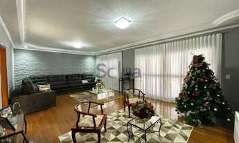 Imagem 3: Casa com 3 quartos, 243 m²