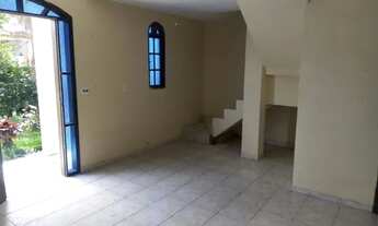 Imagem 7: Casa duplex a uma quadra da praia de Coqueiral perto da Pousada da Vovó