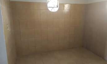 Imagem 6: Aluga-se uma casa na Parangaba R$ 700