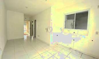 Imagem 6: Casa em Condomínio fechado com vaga de garagem coberta e piscina