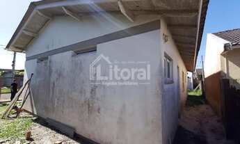 Imagem 5: Residência de esquina localizada em região de moradores em Albatroz