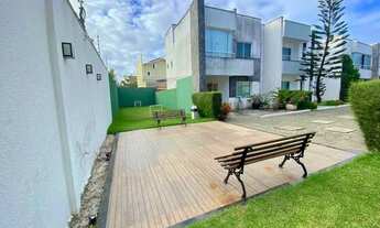 Imagem 3: Casa com 04 dormitórios em condomínio fechado, deck privativo ótimo quintal