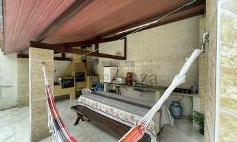 Imagem 4: Linda Casa - Jacareí - Jardim Santa Maria - 3 Dormitórios - 260m²