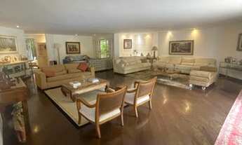 Imagem 5: Casa de condomínio para aluguel possui 700 metros quadrados com 4 quartos