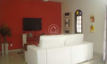 Imagem: Niterói - Casa Padrão - Fonseca