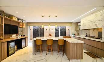 Imagem 6: Magnífica Residência em Condomínio a venda, 325m² 3 suítes e 6 vagas, no Uberaba - Curitib